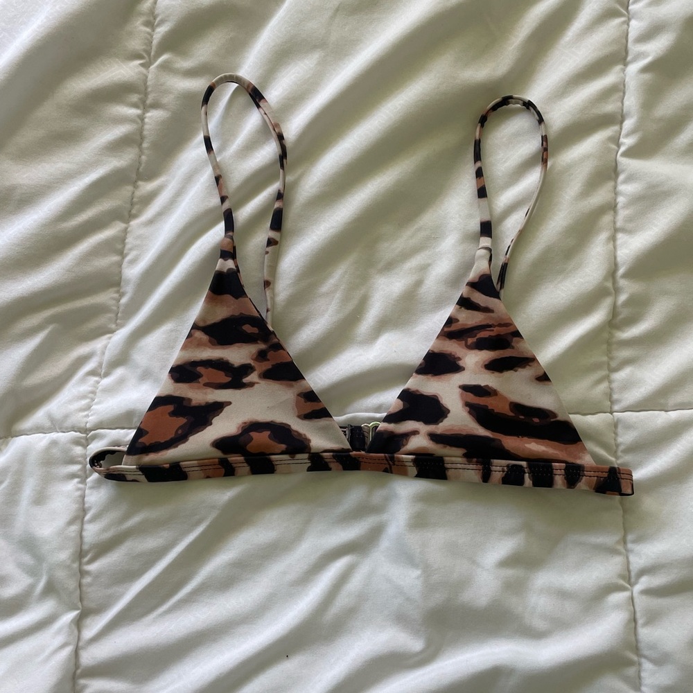 Shein cheetah baiting suit top size xs